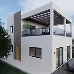 Cozy Aura Residence, By Tk Property Management